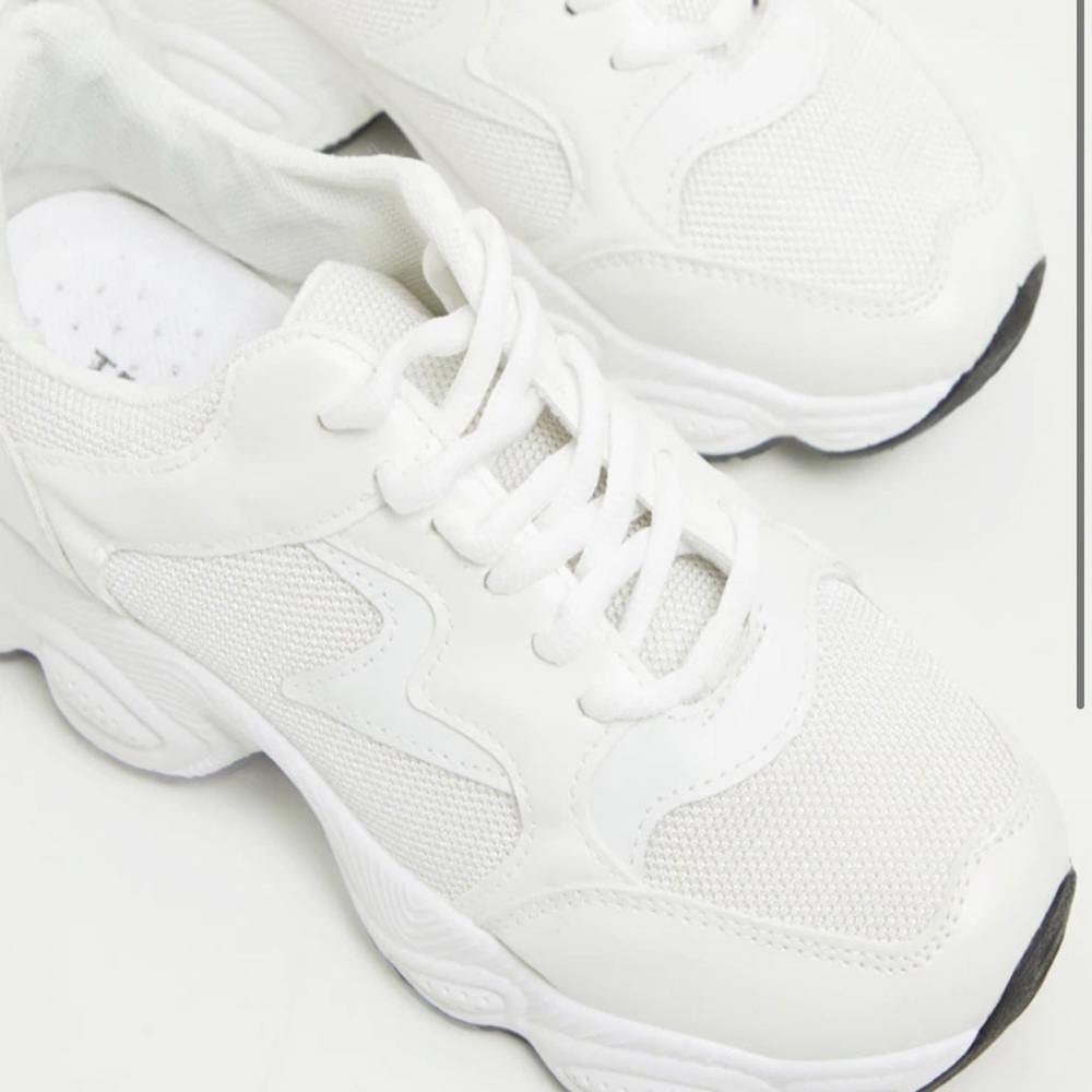 White Basic Bubble Sole Chunky Sneakers - image 1